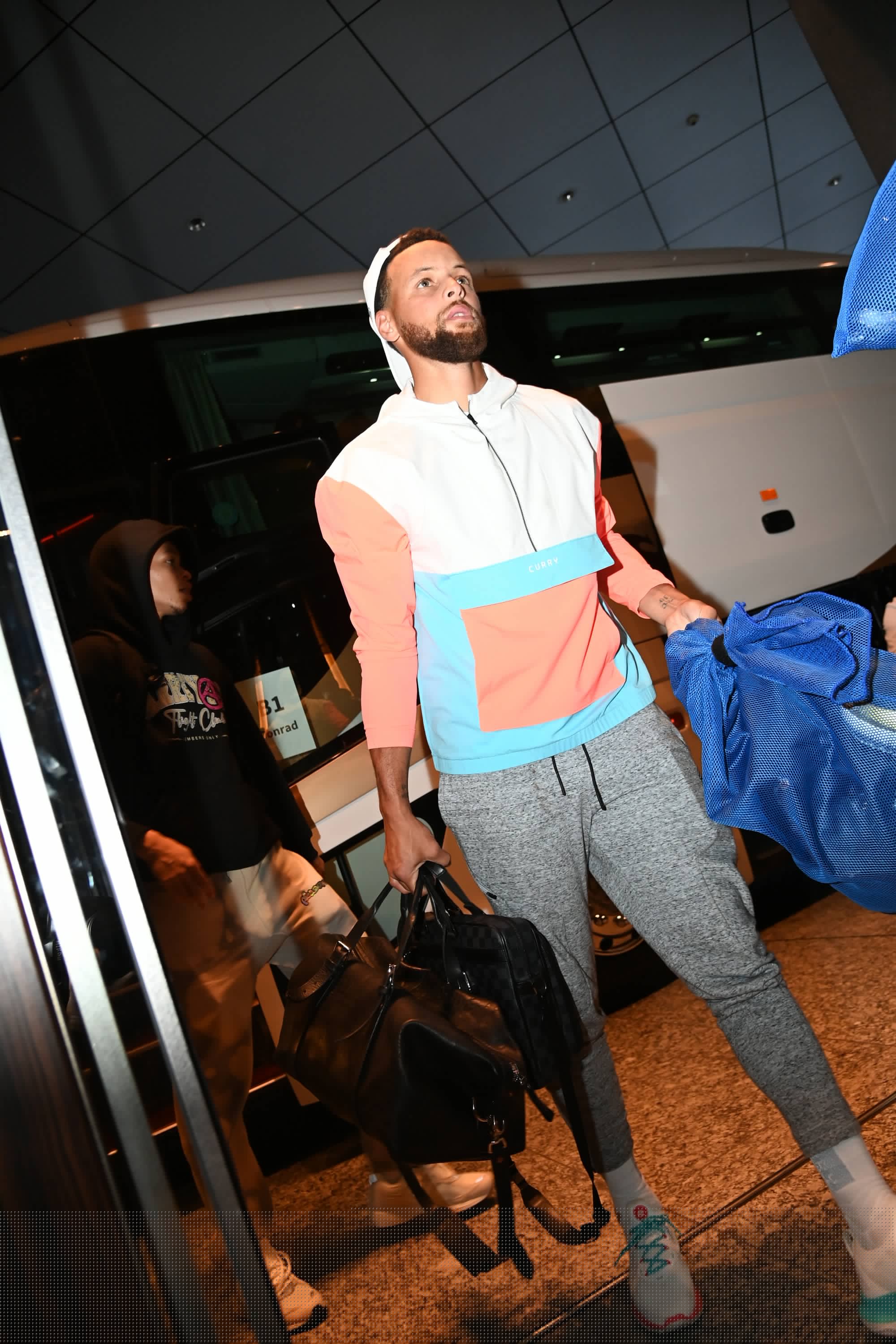 斗地主高手如何分配牌权（顶级斗地主玩家如何掌控出牌主导权）