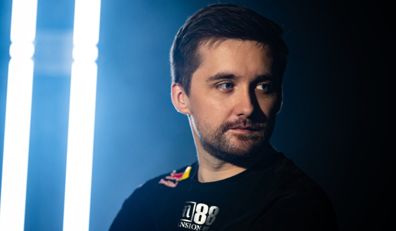 并以此巩固 并以此巩固